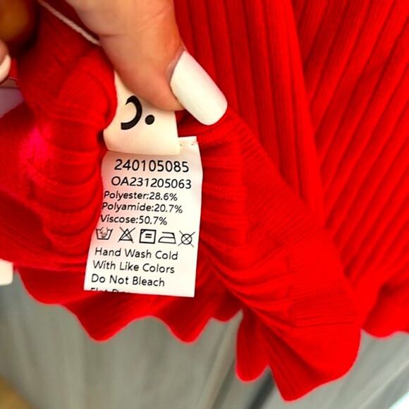 Commense Red Ribbed Button-Up Cardigan - Picture 9 of 10